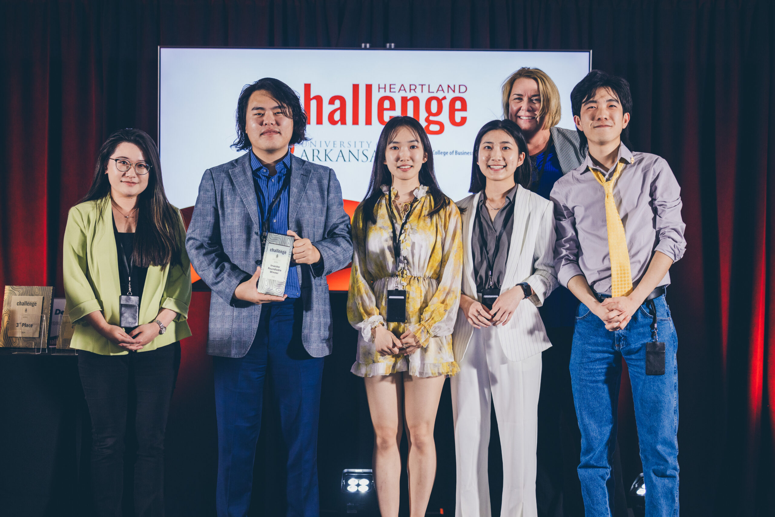 Mkt, Comm, and BD Manager of Hipond